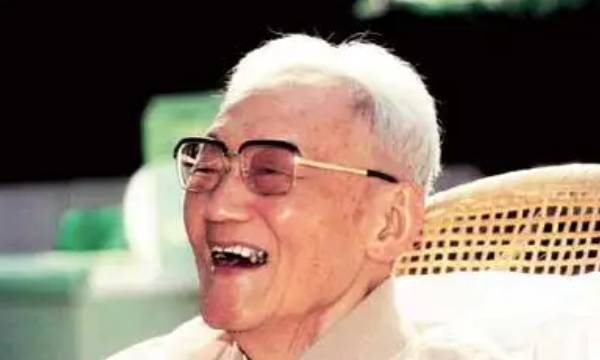 巴金原名李尧棠字什么,巴金的原名是什么字是什么现代著名作家什么图4