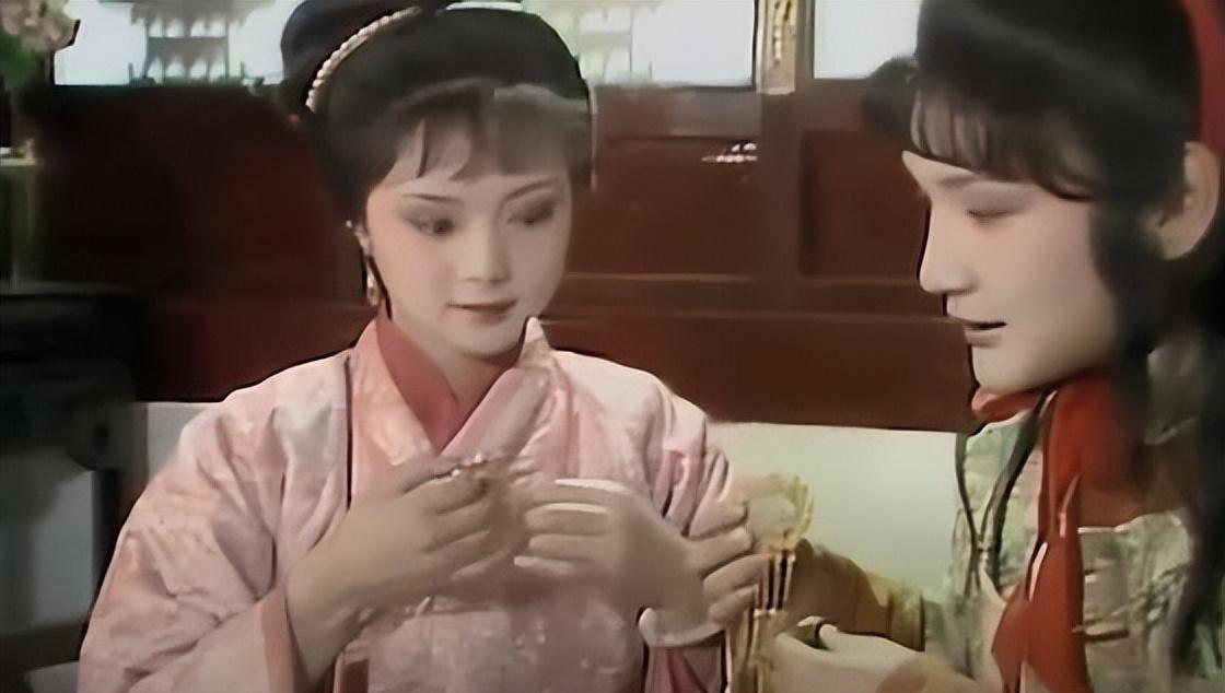 红楼梦写的是阴间的故事吗(红楼梦隐藏的恐怖秘密)