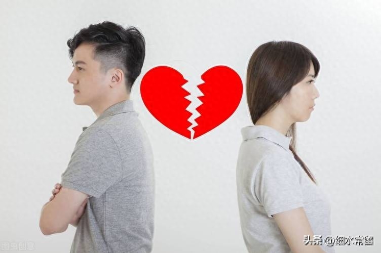 杨小曼结过几次婚(杨小曼是靠着冷漠火的吗)