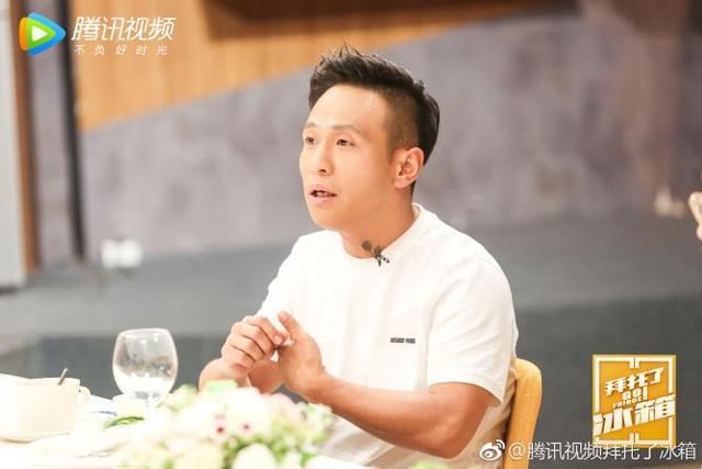 跟着何老师吃吃喝喝聊八卦，结果意外收获鸡汤生活观