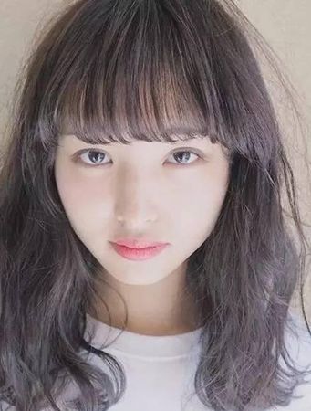 脸小的人适合剪什么发型