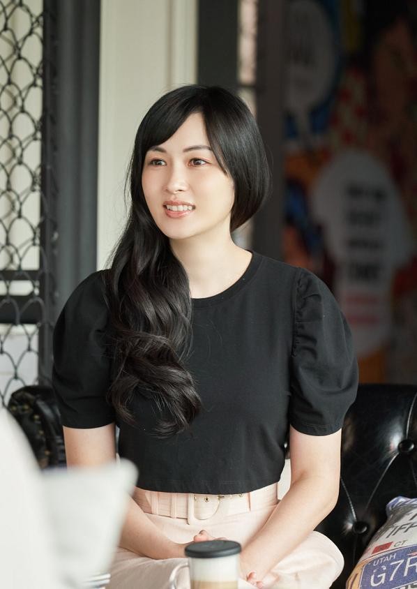 林丽莹的个人资料图片（吴尊老婆冻龄有术不输丈夫）