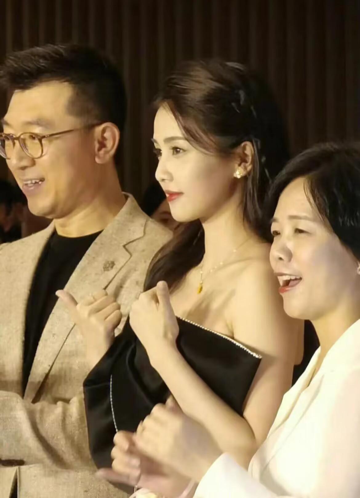 白鹿的无修生图让我明白，有些人能成“大明星”不是没理由的！