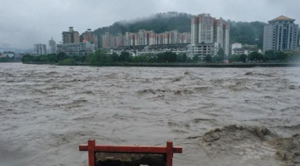暴雨预警颜色等级,暴雨级别怎么分颜色图6