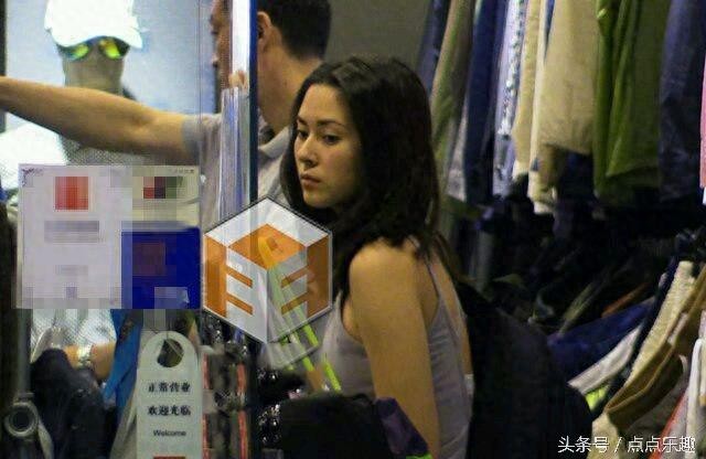 姜文的混血女儿姜一郎的近照，美颜秒杀许多星二代