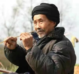 ​老话＂不怕八月初五打雷，就怕八月二十七外出＂八月初五啥日子？