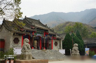 ​藏在秦岭的西安“最大”寺庙，从山脚到山顶，全是它的地盘儿