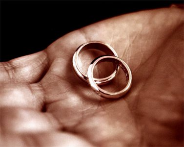​河南一男子同时娶三个老婆被抓入狱，男子：出狱后，哪个妻子原谅我，我就会继