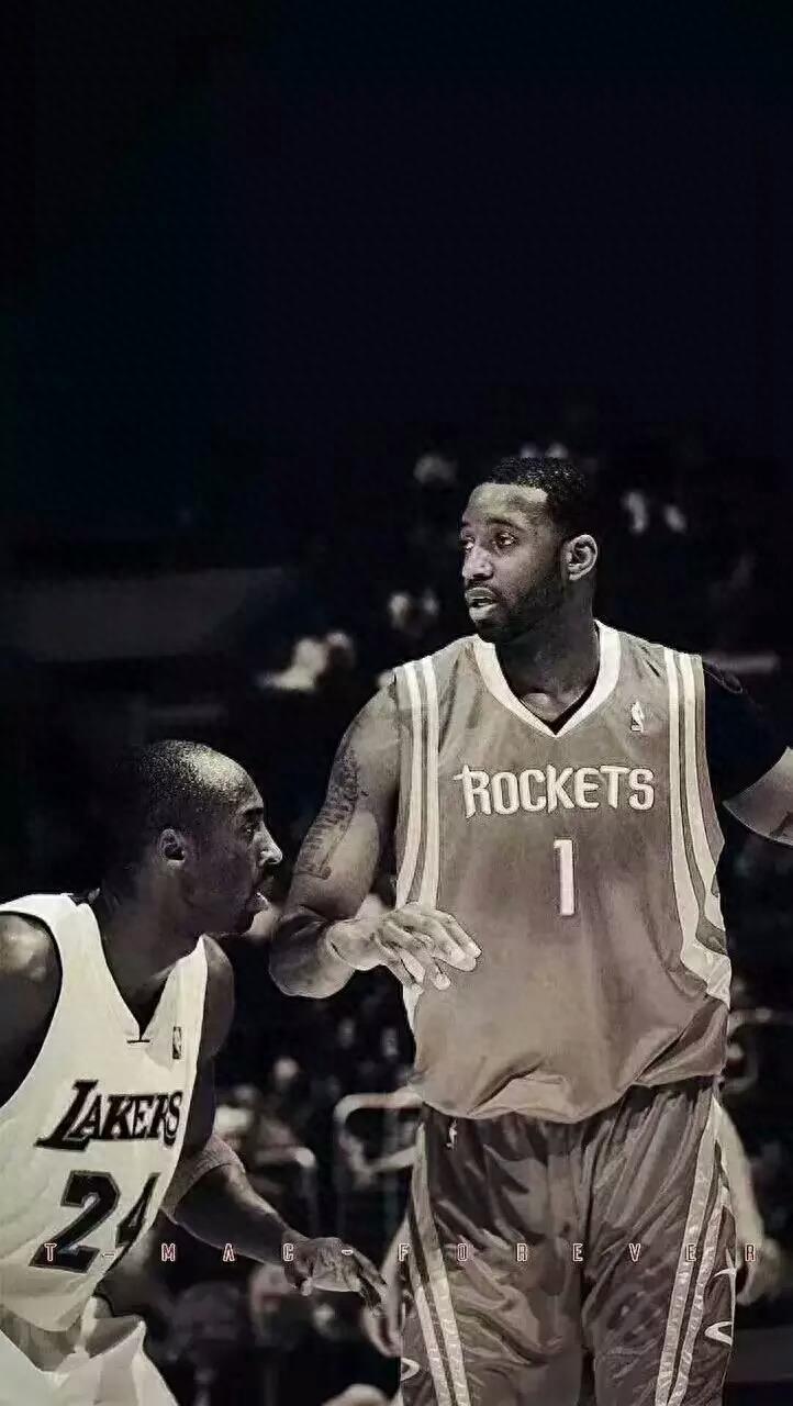 NBA球星-麦迪手机壁纸黑白系列 单手持球 欢迎保存哦