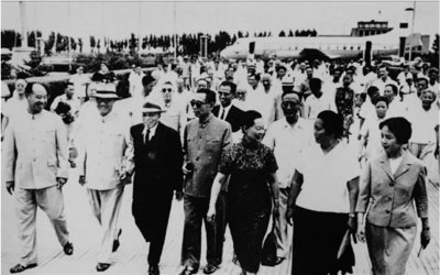 ​1965年李宗仁回国，白崇禧大骂：没脸见人了。一年后竟惨死于卧室