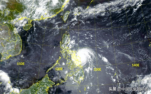 1号黄蜂已爆发成14级强台风，清晰风眼打开！正步步紧逼菲律宾