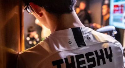 ​TheShy 首次展示手伤，揭秘不用服兵役的原因