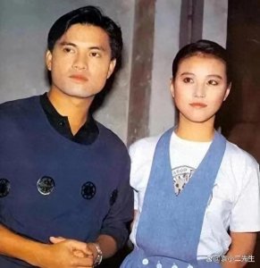 ​周海媚情史：19岁嫁30岁吕良伟，和黎明传绯闻后，无婚无子