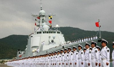 ​辽宁舰究竟有多大？海军官兵：刚来这，三个月都找不到路