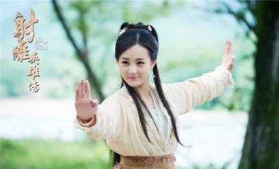 ​黄蓉与小龙女的美貌不相上下，谁更适合做妻子？黄蓉远胜小龙女