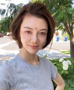 ​离婚11年，车晓和富商李兆会的人生状况，有何不同？
