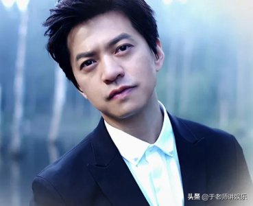 ​歌手李健的妻子首次曝光，长相超过杨幂赵丽颖，还是清华博士