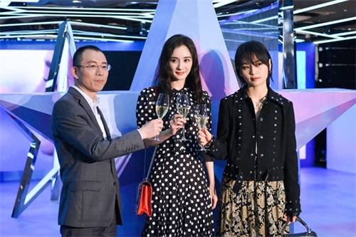 歌手：杨幂图组，你喜欢哪一张？