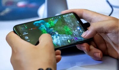 ​在司法实践中，网游外挂的运行原理与产生的原因是什么？