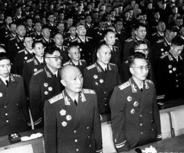​55年大授衔，开国上将并没有排名，如果搞排名的话，谁能排第一