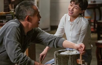 ​今晚开播！闫妮又一新剧终于来了，与董洁搭档，演员阵容不错