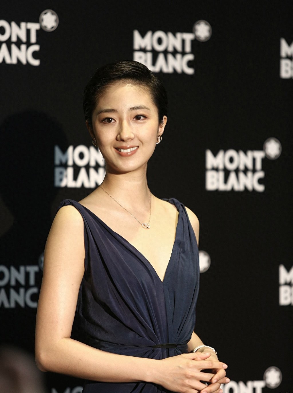 桂纶镁，1983年12月25日出生于台湾省，华语影视女演员