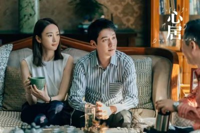 ​冯绍峰离婚后首次拍吻戏！与童谣深情对视紧紧相拥，气氛瞬间暧昧
