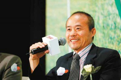 ​王石的妻子(崇尚发艺王石的妻子)