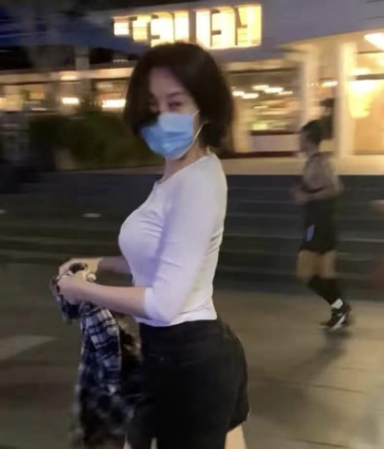 许晴高清惊艳写真照（53岁许晴越老越惊艳）