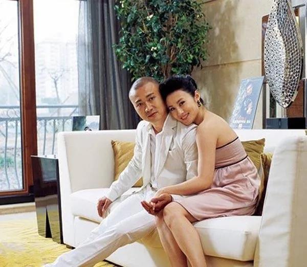 聂远前妻是谁 ，一顿饭吃出感情，4年婚姻换来一套房子