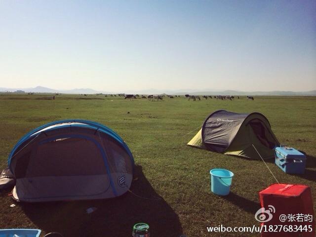 张若昀唐艺昕拍摄婚纱定妆照！回顾8年情史，他们让人又相信爱情