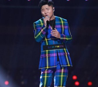 ​我爱你就像风走了千万里从不问归期歌名