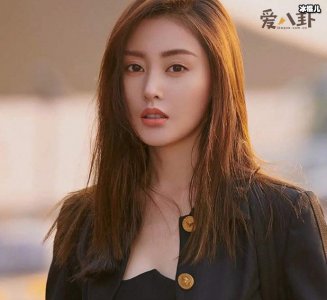 ​演艺圈兴起行业“光替”，这个词的意思是什么？