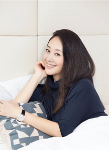 ​女星娟子：37岁做妈妈，网络谣言给她带来烦恼