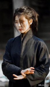 ​韩国女神IU李知恩高清美图，你喜欢哪一个呢？