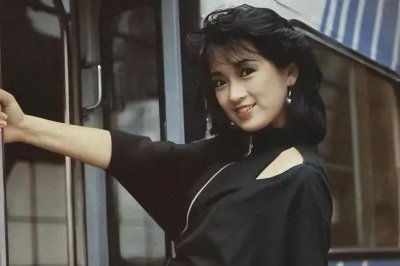 ​女星龚慈恩：情断黄日华，两任丈夫“背叛”她，60岁优雅美丽